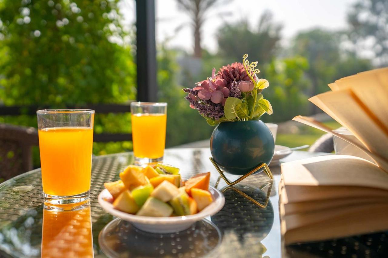 Stayvista At Le Blanc Escape W Outdoor Pool Sohna Екстериор снимка
